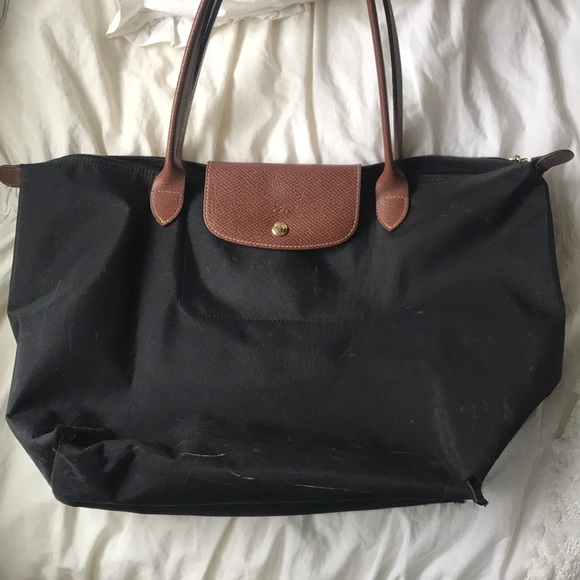 Longchamp Handbags - Longchamp Large Le Pliage Tote Bag